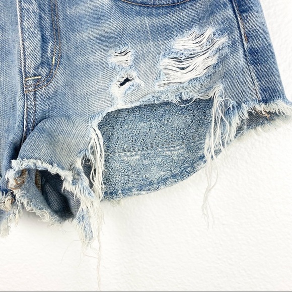 AMERICAN EAGLE Hi-Rise Festival Denim Jean Short 2 - Picture 3 of 8